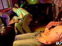 Mad guys enjoying jiggly homo fuckfest