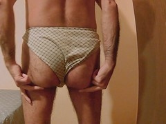 Earl Smile explores the depths of a hairy gay bunghole