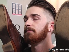 Hot Doctor Hunk Jerking Off During Feet Licking Worship With Sean Duran