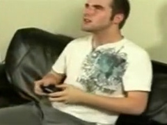 getting blown by his white neighbor