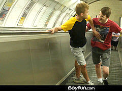 Boyfun - Ron Negba sans a condom romps UK lad Taylor Mason