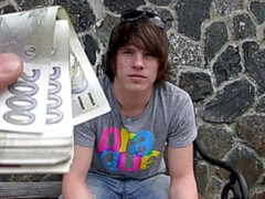 Amateur edgelord takes a huge facial after anal