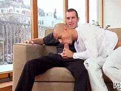 homo man sure knows how to rail