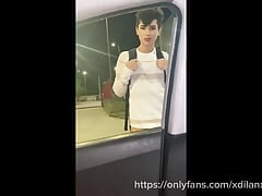 Cruising Uber Fucks a College Student Bareback in the Car and Cums Inside His Ass Outdoor