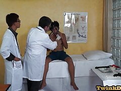 Asian skinny amateur twink in BJ 3some with doctors