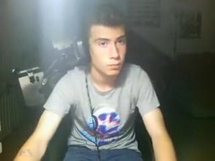 Cute boy wank on cam