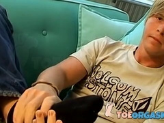 Blond twink Colby Bonds cums load after stroking his cock