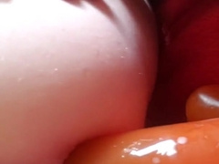 Streching my Litttle Fuck-Hole