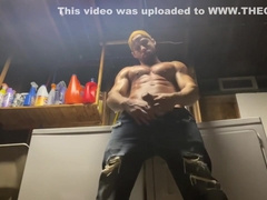 Dom King - Muscle Jerk Flex