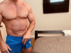 Jerk at it again! Muscle dilf