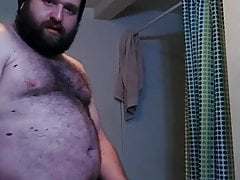 I'm so horny!!! Vocal cum hairy bear. Fat