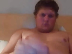 Chunky cub wanking