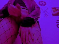 Sayl0 in sexy lingerie and showing off that big ass