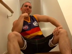 BLOKES Aussie Russell