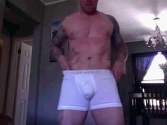 straight muscle stud pumps a nice load