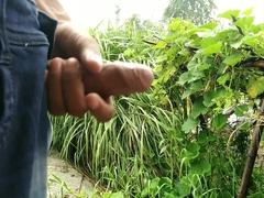 Village Getting Off in Outdoor_handjob_cumshotot