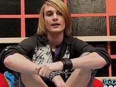 Casting session with emo ends with him jerking off for us