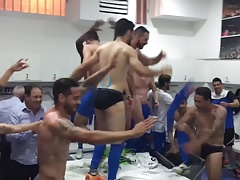 Apollon Limassol FC - briefs in locker rooms