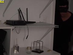 Edu Alburquerque And Erivaldo Ribeiro In Fodendo Dentro Do Armario 7 Min