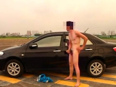 public park jerk off&cumming