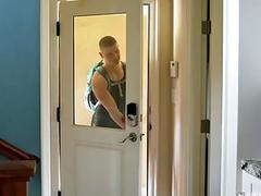 Stud Quin Quire Dominates Cheating Partner - NextDoorBuddies