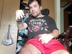 Kevy 69 fills his stool with a massive load - Exclusive solo fetish action!