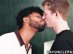 Aaron Allen got his ass stretched by his black therapist Tony Genius