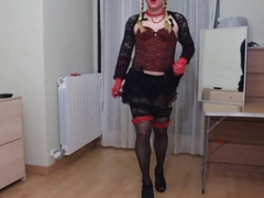 Smoking in Promiscuous Clothes: Amateur Crossdresser Blows You Away