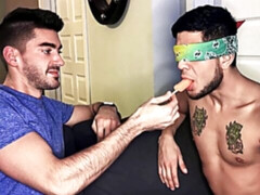 Kinky gaymers Alex Montenegro and Raphael wind up fucking happily