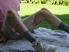 Twunk Fapping off Outside. I Jizm all over myself at the end...