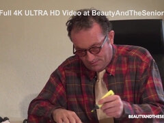 Grote lul, Pijpbeurt, Bruinharig, Sperma shot, Lul, Sperma in gezicht, Hardcore, Tieten likken