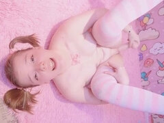 Slaapkamer, Pijpbeurt, Dochter, Voeten, Twee staartjes, Kut duiken, Kousen, Tiener