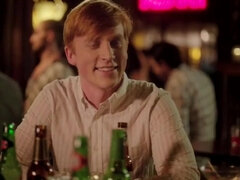 Plantureuse, Célébrité, Classique, Gorge profonde, Mamelons, Chatte, Plan cul à trois, Épouse