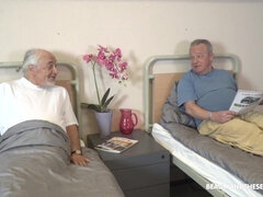 Любители, Минет, Крупный план, Дедушка, Голышом, Медсестра, Киски, Втроем