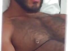 Eso te pasa por espiar.