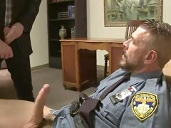 Cop and therapist exchange oral favors in ultimate blowjob session