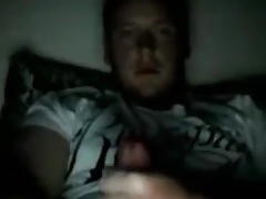 Sexy dude wanking his cock in the dark