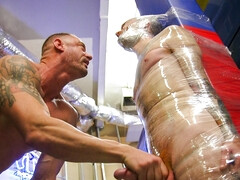 Anal perversions at the garage between Seamus O'Reilly and D. Arclyte