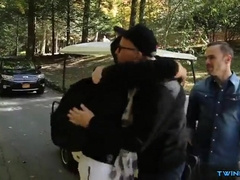 Muscle youngsters assfuck with facial cumshot