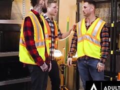 Rough Double Anal by HETEROFLEXIBLE Jock & Coworker on Newbie's Twink Ass!