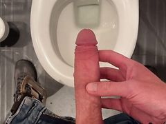 Pissing slut who wants ?