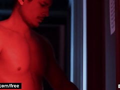 Fit Men With Smooth Chest Having A Rough Raw Fuck In A Dark