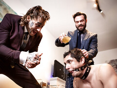 Homosexual cuckolding organizes a big dick for his bf