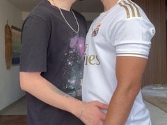 BrunoZL fucked by hung nerd