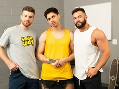 Jeremiah has it all on lock: hot gym seduction