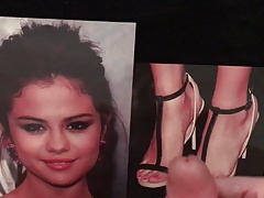 Selena Gomez feet cum tribute