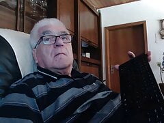 P3-Grandpa Show His Cock