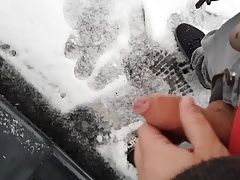 nice cum in the snow