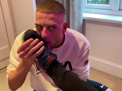 Dominating a Sexy Guy