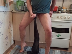 Peeing in the Kitchen and Fap after Lengthy Urinate in Stretch Pants